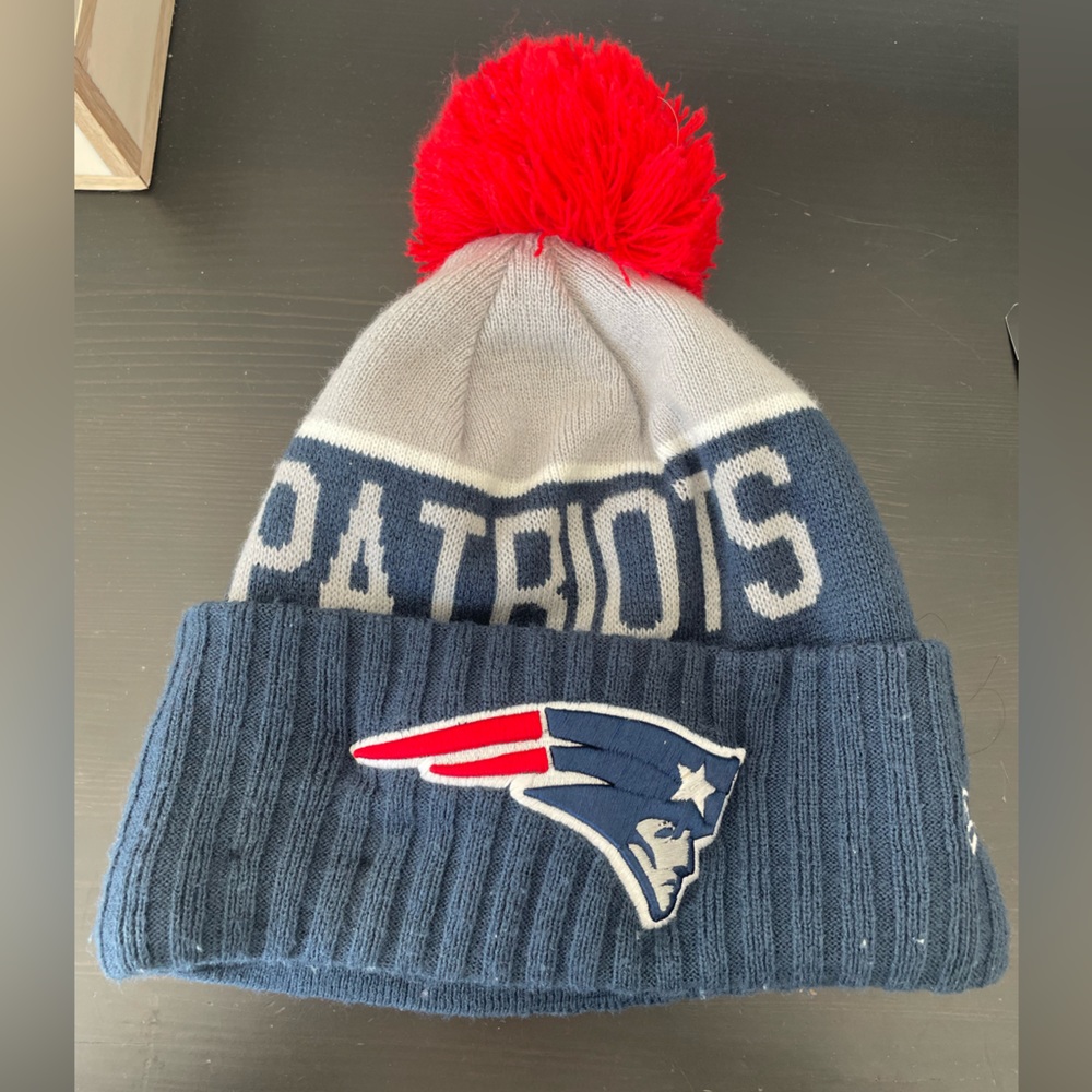 Patriots Winter Pom Beanie / Hat